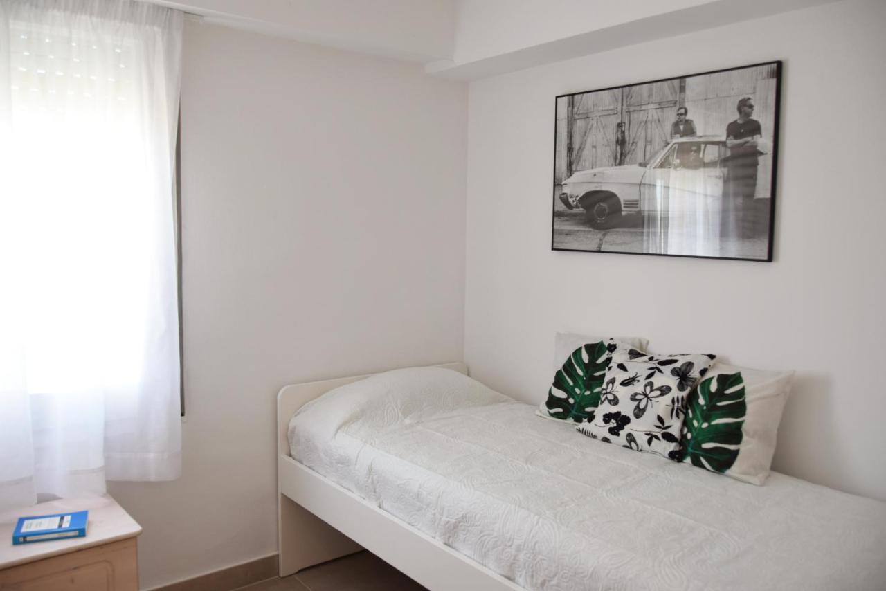 Apartamento Terraza Mar มัลกรัตเดมาร์ ภายนอก รูปภาพ